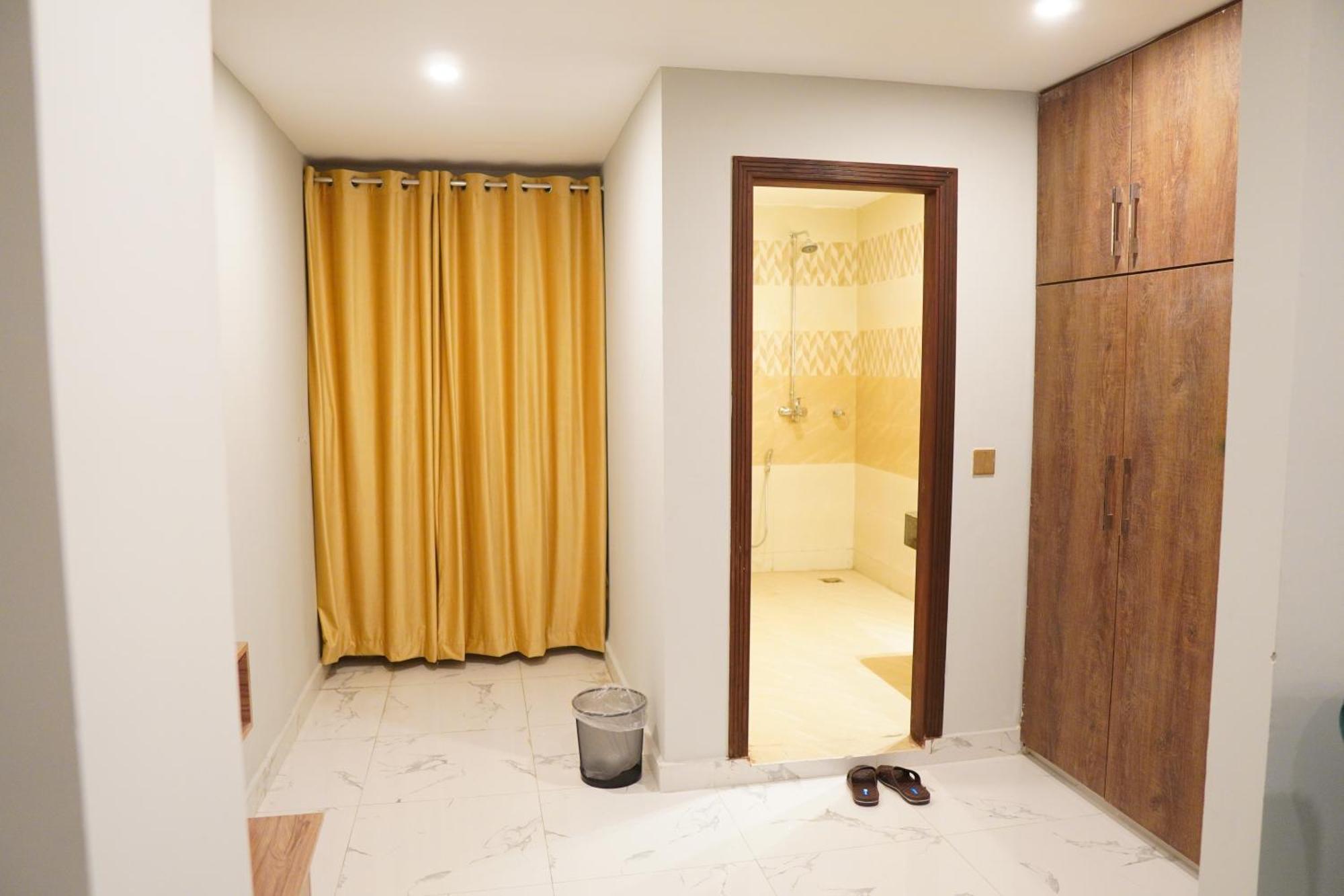 Nueva Hotel Исламабад Экстерьер фото